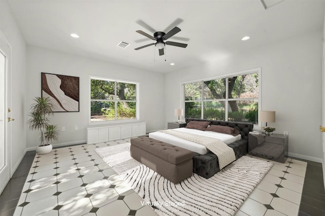 bedroom featuring ceiling fan