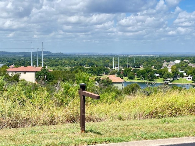 Listing photo 2 for 902 Esperanza Dr, Marble Falls TX 78654