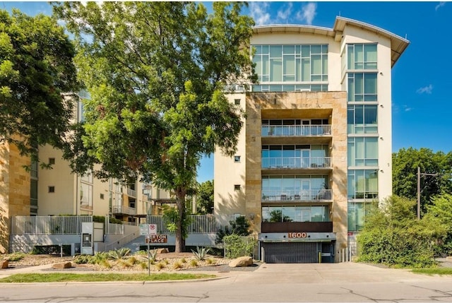 view of building exterior