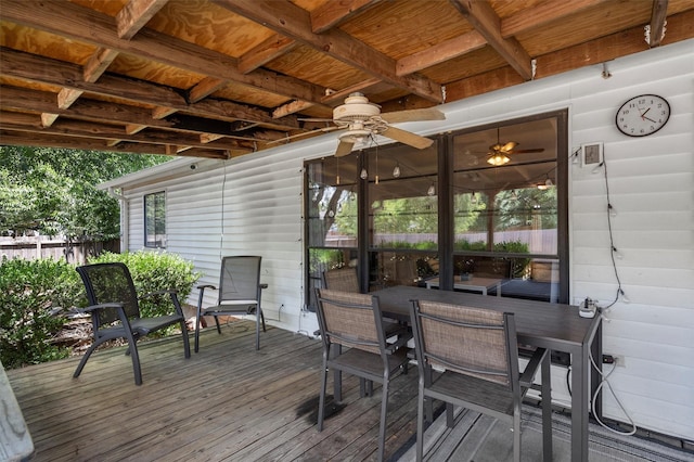 deck with ceiling fan