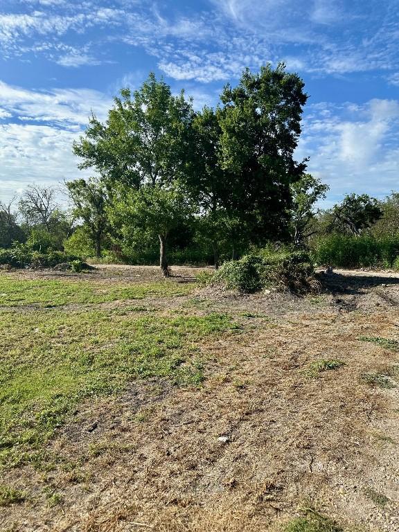600 E Pecan St, Taylor, TX 76574