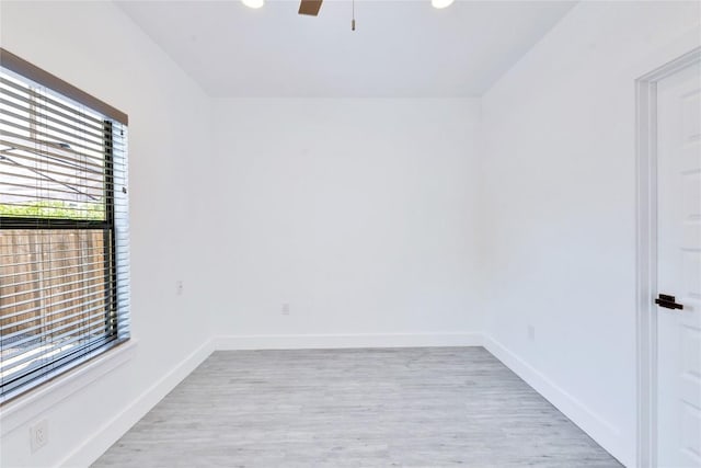 314 Saxon Ln, Austin, TX 78741 - empty room with recessed lighting, light wood finished floors, and ceiling fan
