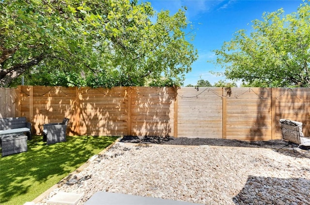 314 Saxon Ln, Austin, TX 78741 - view of fenced backyard