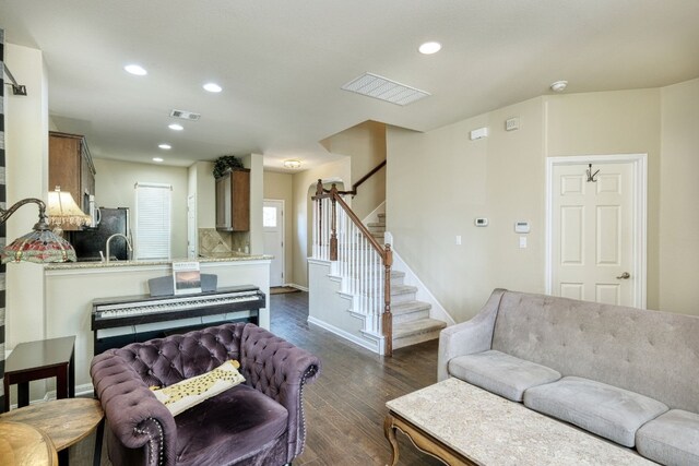 1916 Tramson Dr, Austin, TX 78741 - photo 4
