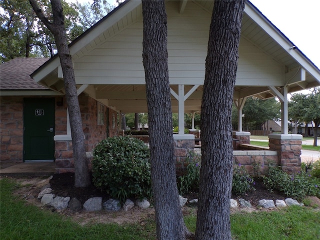 Listing photo 2 for 411 Arbors Cir, Elgin TX 78621