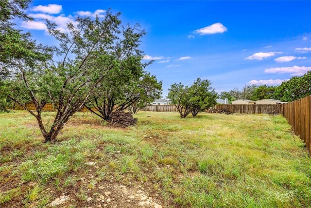 Listing photo 2 for 20302 Bear Rd, Lago Vista TX 78645