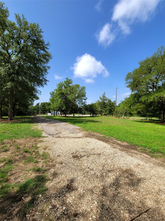 Listing photo 2 for 21004 Coleman Branch Creek Rd, Elgin TX 78621