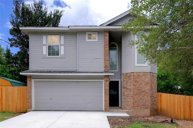 view of front facade featuring a garage