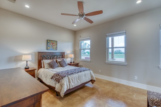 bedroom with ceiling fan