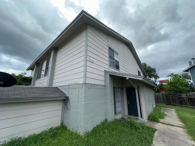 view of side of property