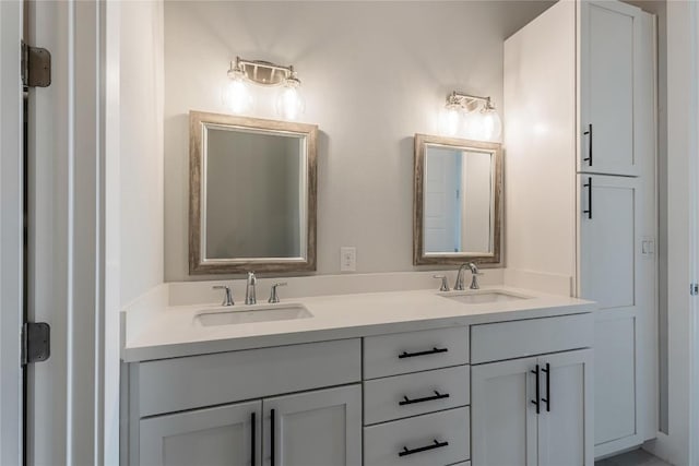 4507 E Martin Luther King Jr Blvd Unit 122, Austin, TX 78721 - bathroom featuring double vanity
