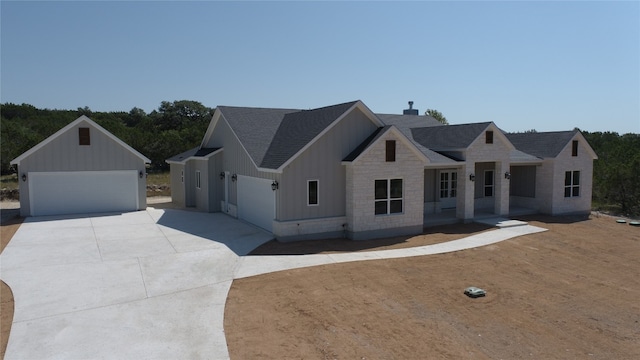 view of front of house with a garage