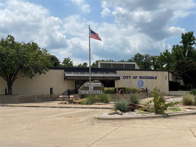 1300 Cypress Trail Loop, Rockdale, TX 76567