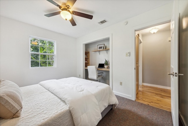 bedroom with carpet flooring and ceiling fan