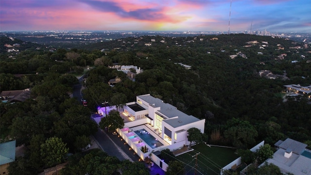 view of aerial view at dusk