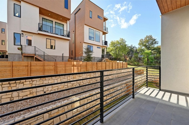 6821 Wolfcreek Pass Unit 15, Austin, TX 78749 - view of balcony