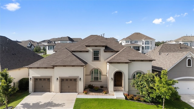 view of front facade with a garage