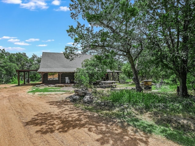 view of front of property