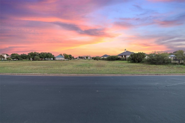 Listing photo 3 for 26605 Woodpecker Trl, Spicewood TX 78669