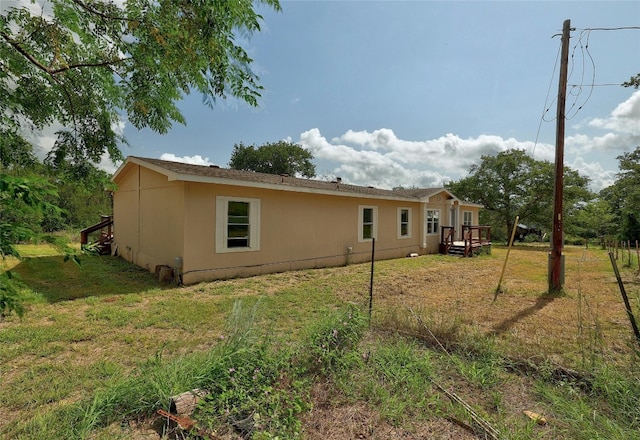 Listing photo 2 for 255 Blue Flame Rd, Cedar Creek TX 78612