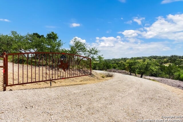 Listing photo 2 for 472 Stallion Estates Dr, Spring Branch TX 78070