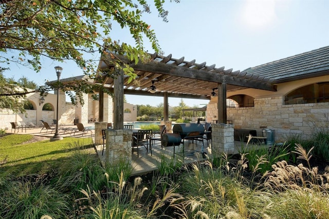 view of patio featuring a pergola