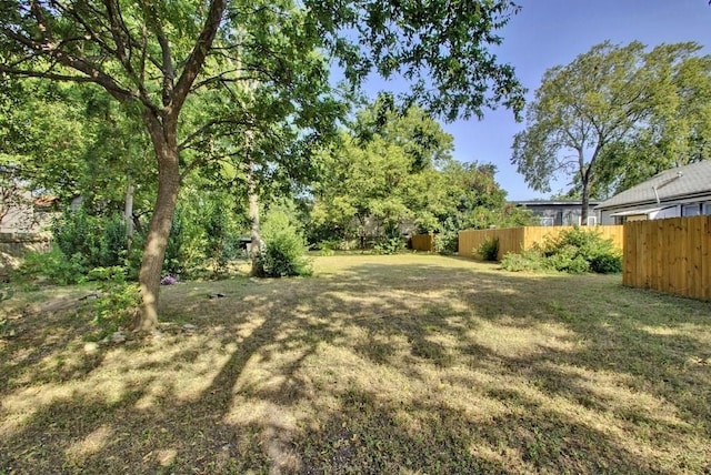 Listing photo 2 for 607-611 Nelray Blvd, Austin TX 78751