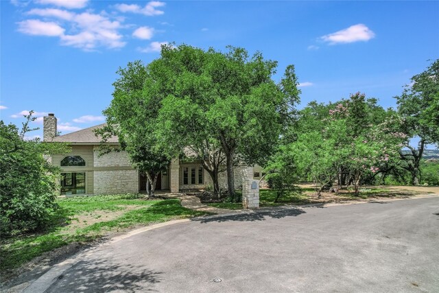 3 Hedge Ln, Austin, TX 78746 - view of front of house