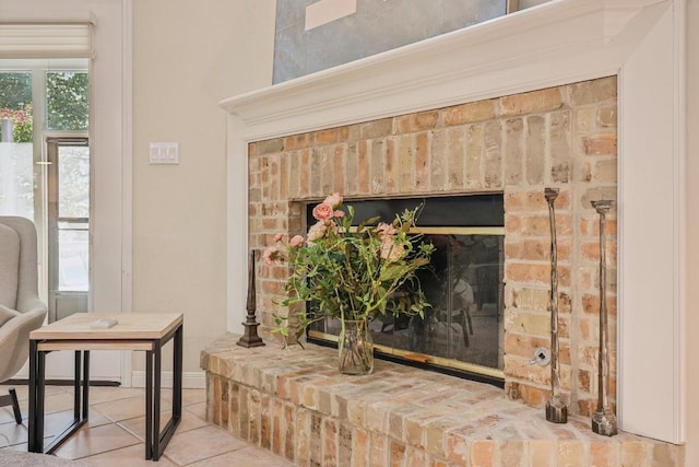 617 Evergreen Ln, New Braunfels, TX 78130 - detailed view of a brick fireplace and baseboards