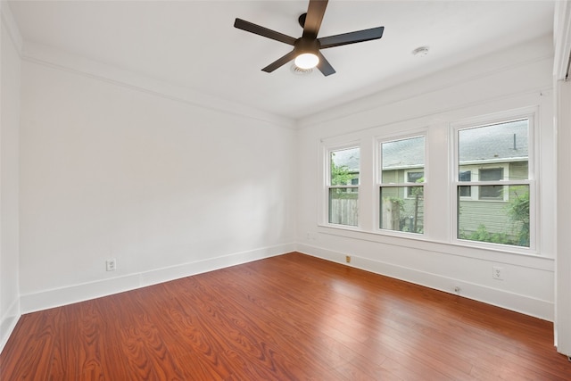 unfurnished room featuring ceiling fan and wood-type flooring