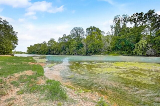 157 Lamaloa Ln, Bastrop, TX 78602