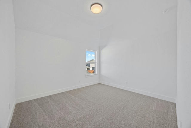 unfurnished room with carpet