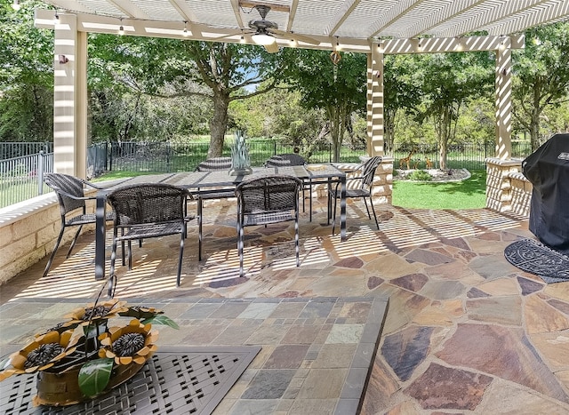 view of patio with a pergola and ceiling fan