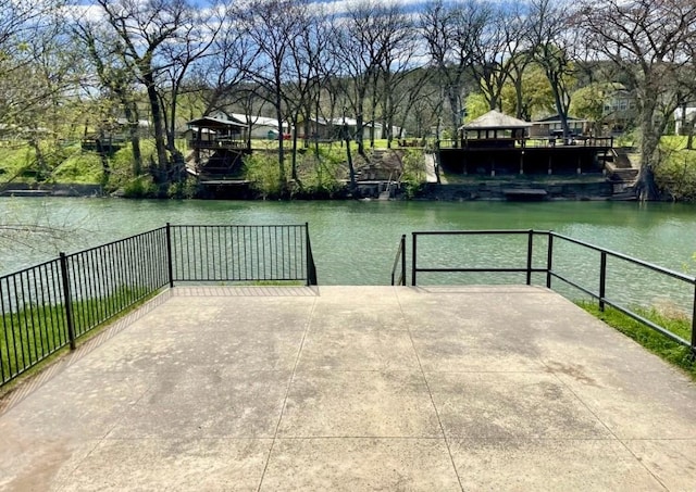 146 Longwood Dr, New Braunfels, TX 78132 - photo 9
