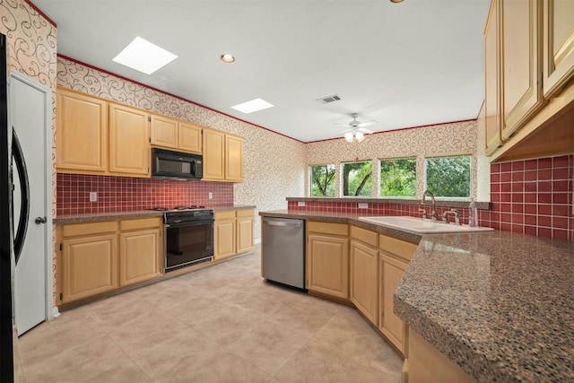 kitchen with black appliances, sink, ceiling fan, decorative backsplash, and ornamental molding