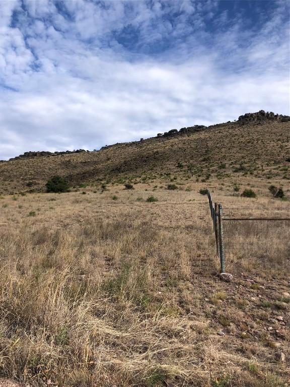 105 Tomahawk Dr, Fort Davis, TX 79734