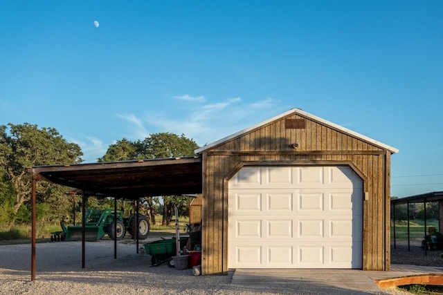 garage featuring a garage