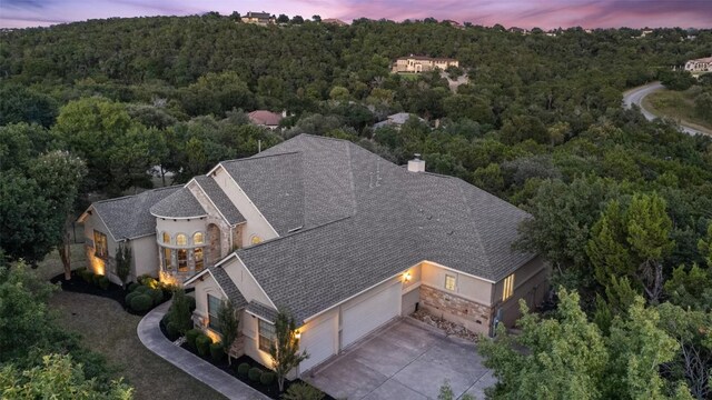 view of aerial view at dusk