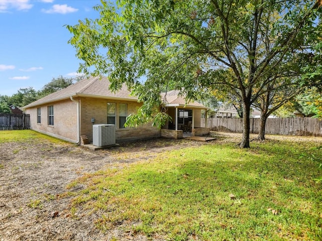905 E Olympic Dr, Pflugerville, TX 78660 - view of fenced backyard