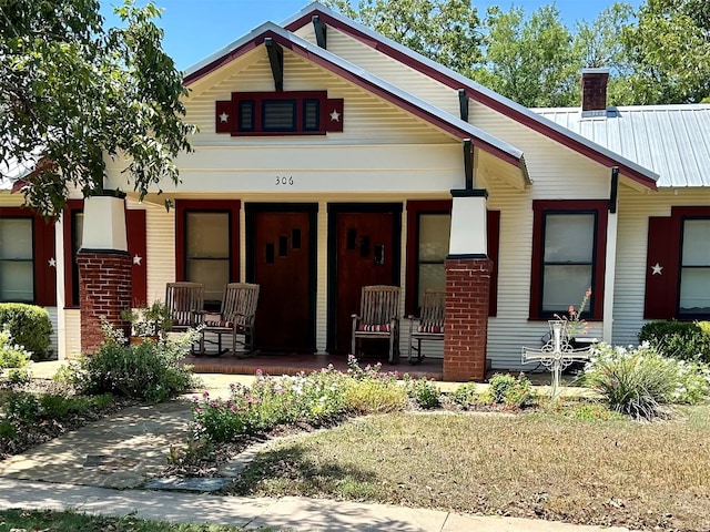 view of front of house with a porch