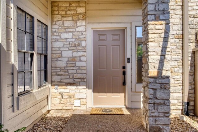 view of entrance to property