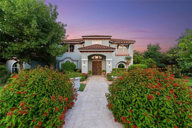 view of mediterranean / spanish-style house