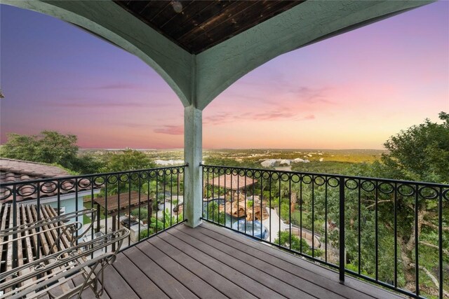 view of deck at dusk