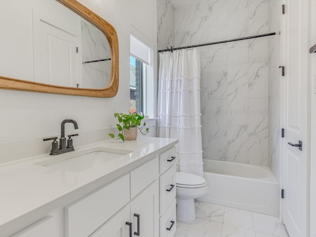 full bathroom with shower / bath combination with curtain, vanity, and toilet