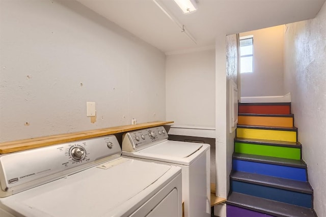 laundry room featuring independent washer and dryer