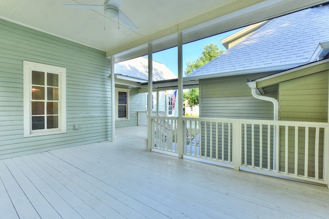 deck with a ceiling fan