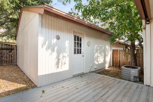 view of outdoor structure with central AC unit