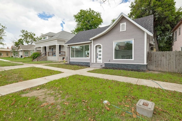 view of front of house with a front yard