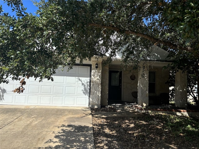 view of front of home featuring a garage