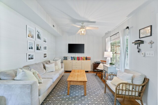 living room featuring ceiling fan